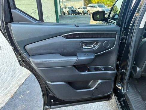 Used 2023 Honda Pilot Elite image 16