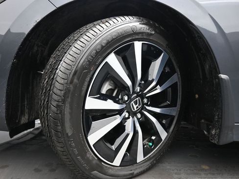 Used 2024 Honda Civic EX image 42