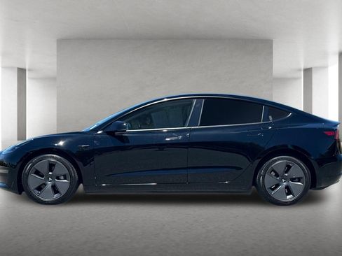 Used 2023 Tesla Model 3 Standard Range RWD image 7