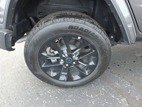 Used 2025 Jeep Wrangler Unlimited Sahara w/ Safety Group image 49