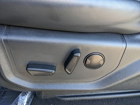 Used 2024 Ford Expedition XLT image 52