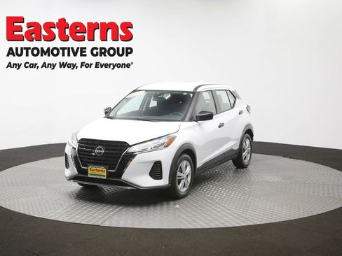 Used 2023 Nissan Kicks S FWD image 57