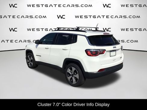 Used 2018 Jeep Compass Latitude w/ Popular Equipment Group FWD image 8