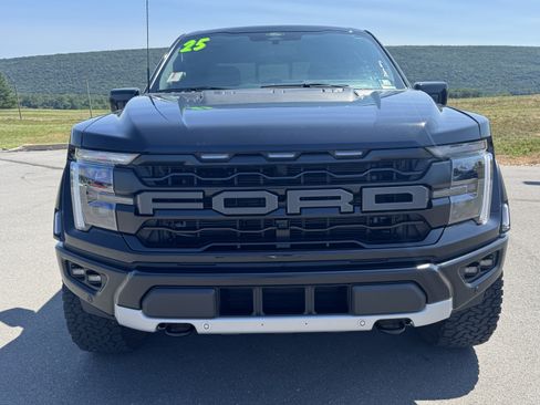 Used 2025 Ford F150 Raptor AWD/4WD image 8