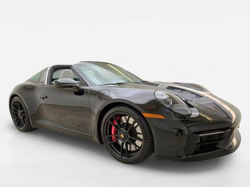 Used 2024 Porsche 911 Targa 4 GTS AWD/4WD image 3
