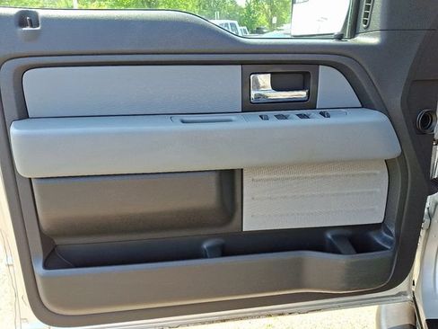 Used 2014 Ford F150 XLT w/ Equipment Group 301A Mid AWD/4WD image 12
