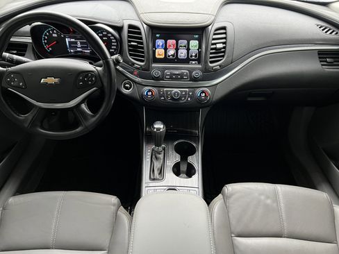 Used 2019 Chevrolet Impala LT w/ Sunroof and Spoiler Package image 32