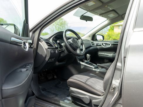 Used 2019 Nissan Sentra SV w/ All Weather Package FWD image 13