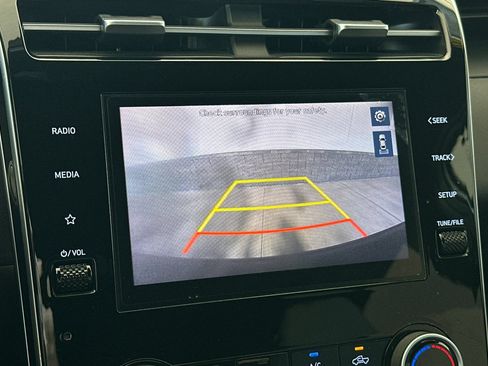Used 2022 Hyundai Santa Cruz SEL AWD/4WD image 17