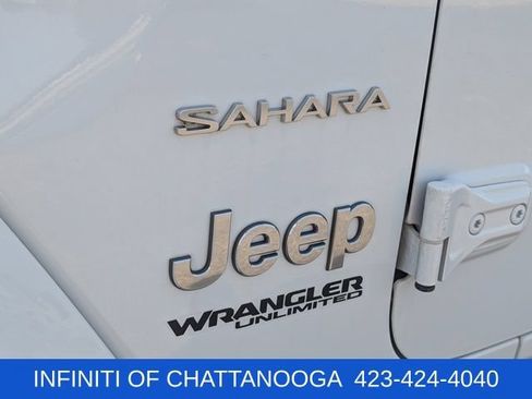 Used 2019 Jeep Wrangler Unlimited Sahara AWD/4WD image 35