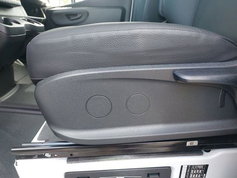 New 2025 Mercedes-Benz Sprinter 2500 image 22