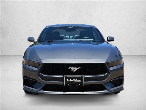 Used 2025 Ford Mustang Premium RWD image 2