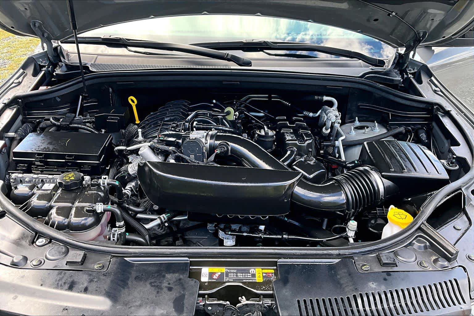 Used 2025 Dodge Durango GT AWD/4WD image 32