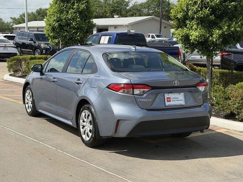 Certified 2025 Toyota Corolla LE image 5