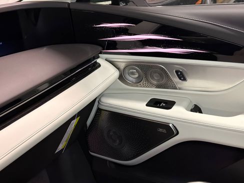 New 2026 Lincoln Nautilus Black Label AWD/4WD image 31