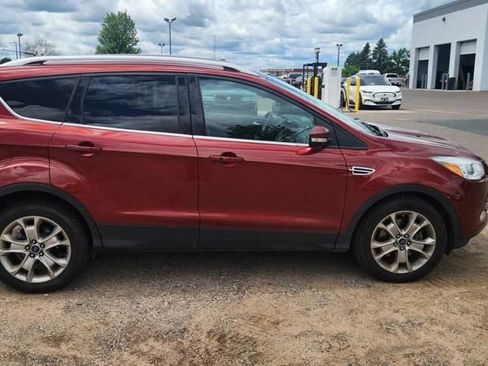 Used 2015 Ford Escape Titanium AWD/4WD image 3