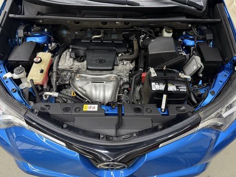 Used 2017 Toyota RAV4 LE w/ All Weather Liner Package AWD/4WD image 7