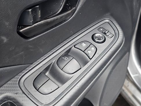 New 2025 Nissan Versa S w/ Trunk Package image 29