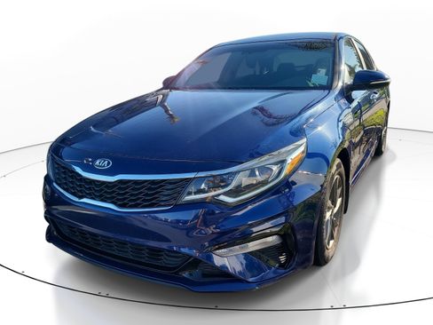 Used 2020 Kia Optima LX FWD image 3