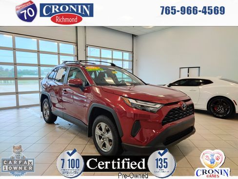 Used 2024 Toyota RAV4 XLE AWD/4WD image 1