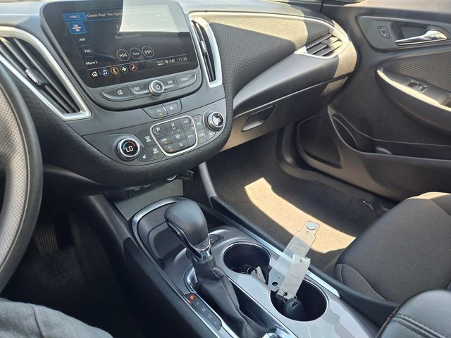 Used 2024 Chevrolet Malibu LT FWD image 15