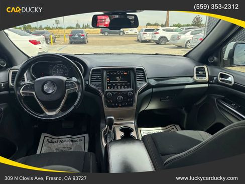 Used 2016 Jeep Grand Cherokee Laredo 75th Anniversary image 22