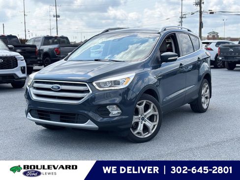 Used 2019 Ford Escape Titanium AWD/4WD image 1
