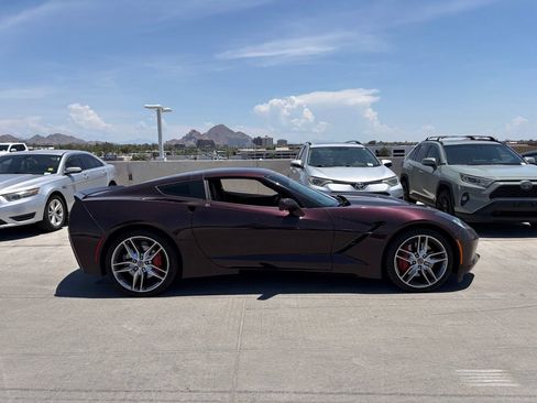 Used 2017 Chevrolet Corvette Stingray Coupe RWD image 3