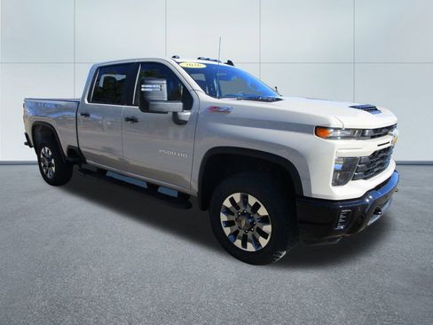 New 2026 Chevrolet Silverado 2500 Custom w/ Custom Value Package image 5