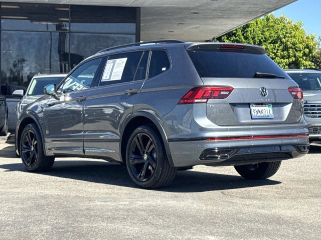 Certified 2024 Volkswagen Tiguan SE R-Line FWD image 3