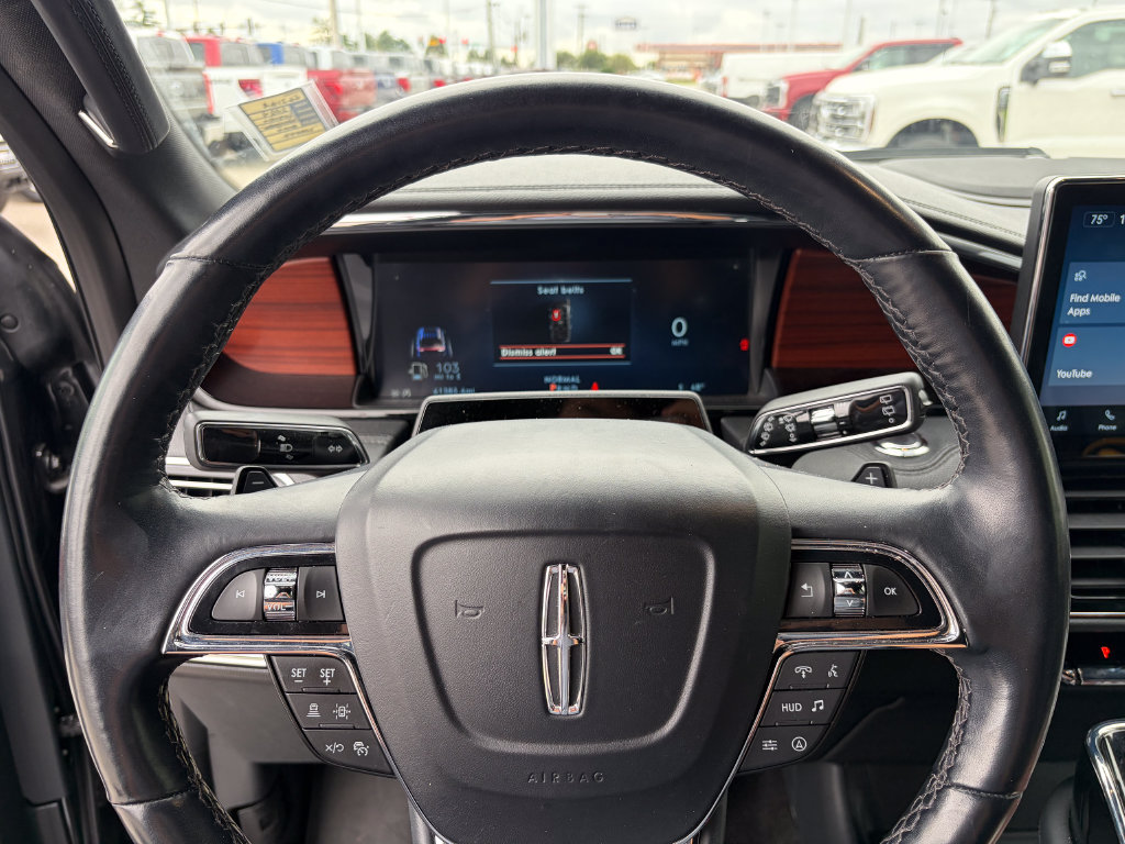 Used 2024 Lincoln Navigator L Reserve AWD/4WD image 27