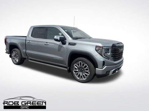 Used 2025 GMC Sierra 1500 Denali Ultimate AWD/4WD image 1
