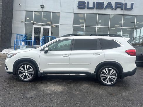 Used 2022 Subaru Ascent Limited w/ Technology Package image 8