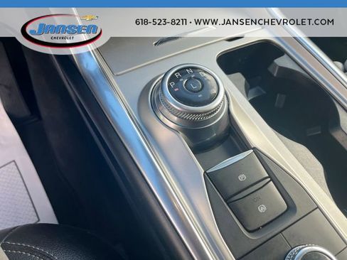 Used 2022 Ford Explorer Limited w/ Equipment Group 301A AWD/4WD image 15