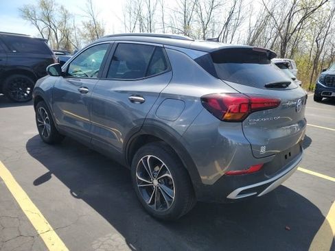 Certified 2022 Buick Encore GX Select AWD/4WD image 5
