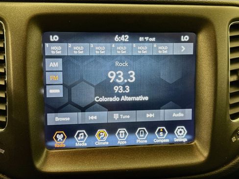 Used 2019 Jeep Compass Trailhawk AWD/4WD image 21