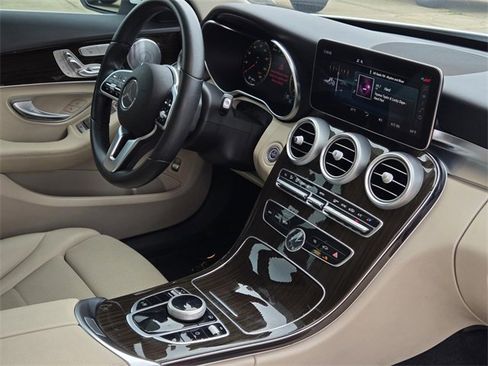 Used 2021 Mercedes-Benz C 300 Sedan image 31