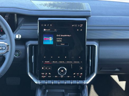 New 2026 GMC Acadia Elevation image 4