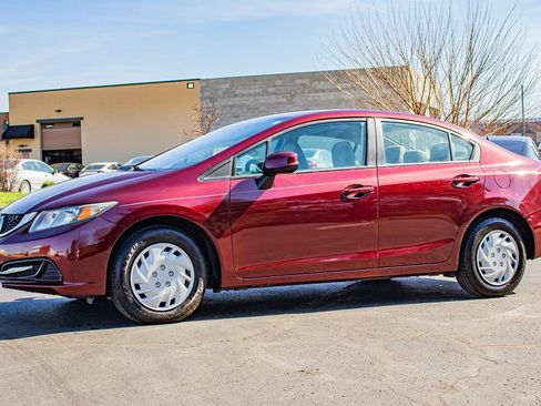 Used 2013 Honda Civic LX image 4