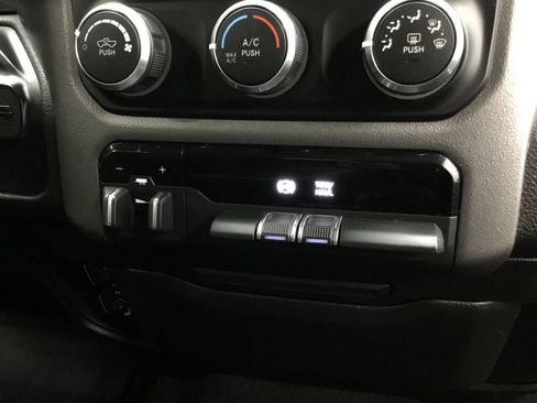 Used 2020 RAM 2500 Big Horn image 23