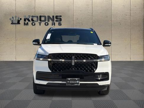 New 2026 Lincoln Navigator L Black Label AWD/4WD image 3