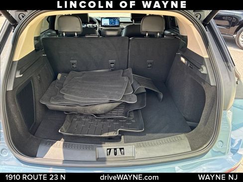Certified 2024 Lincoln Corsair AWD w/ Equipment Group 101A image 7