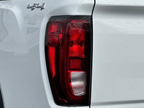 New 2026 GMC Sierra 2500 Pro w/ Convenience Package image 7