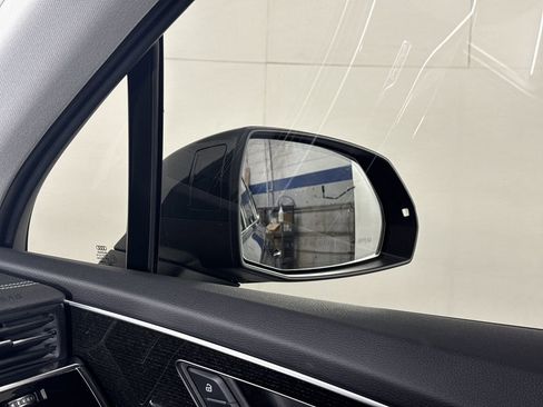 Used 2023 Audi Q7 3.0T Premium Plus w/ Premium Plus Package image 12