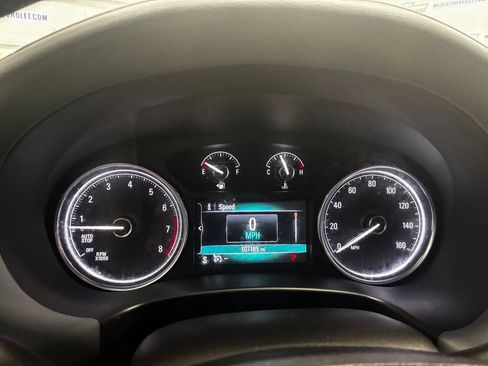 Used 2019 Buick Enclave Essence FWD image 24