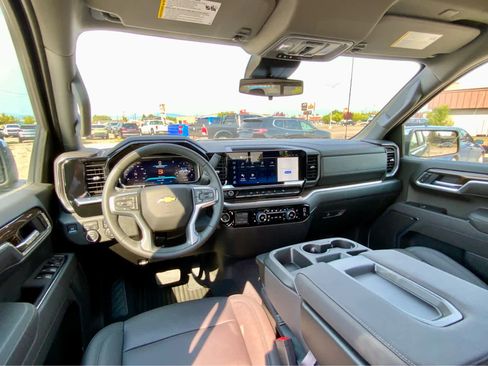 New 2026 Chevrolet Silverado 1500 LT w/ Leather Package image 36