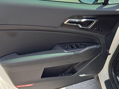 New 2026 Kia Sportage SX Prestige AWD/4WD image 18