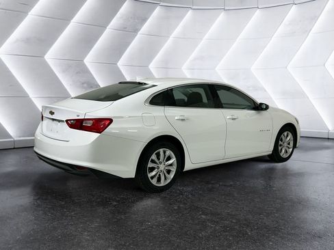 Used 2023 Chevrolet Malibu LT FWD image 4