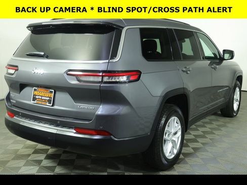 Used 2023 Jeep Grand Cherokee L Laredo image 10