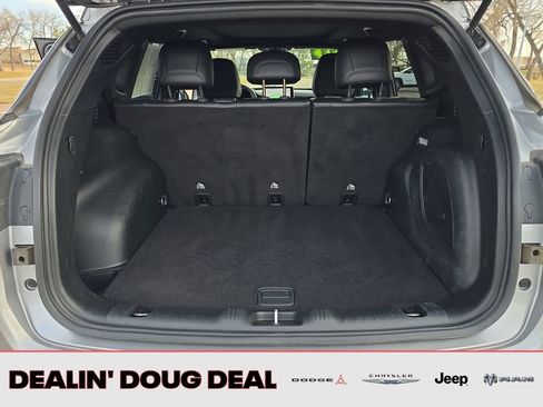 Used 2023 Jeep Compass High Altitude image 24